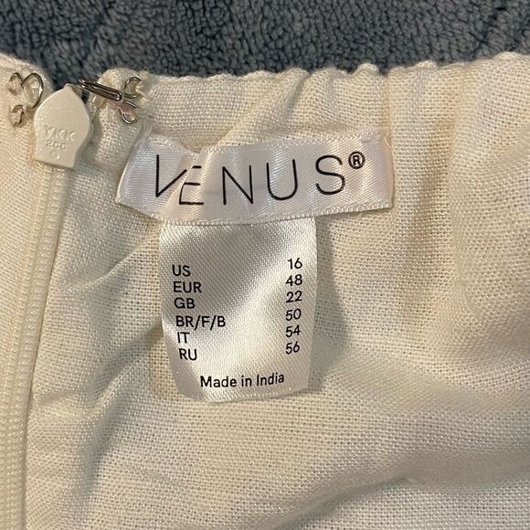 NWOT Venus Gold button Waist Tied Romper Size 16 - Picture 5 of 11